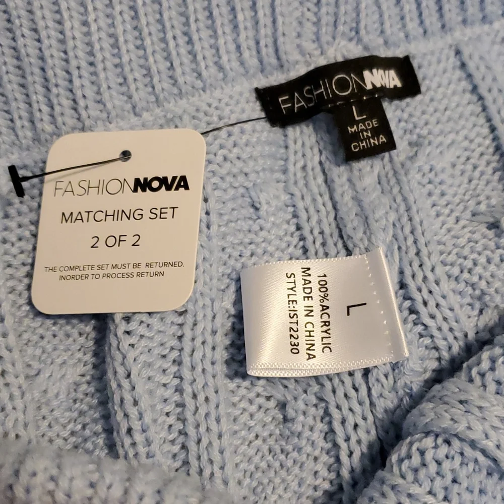 ⚡️Fashion Nova sweater set - Picture 6 of 16